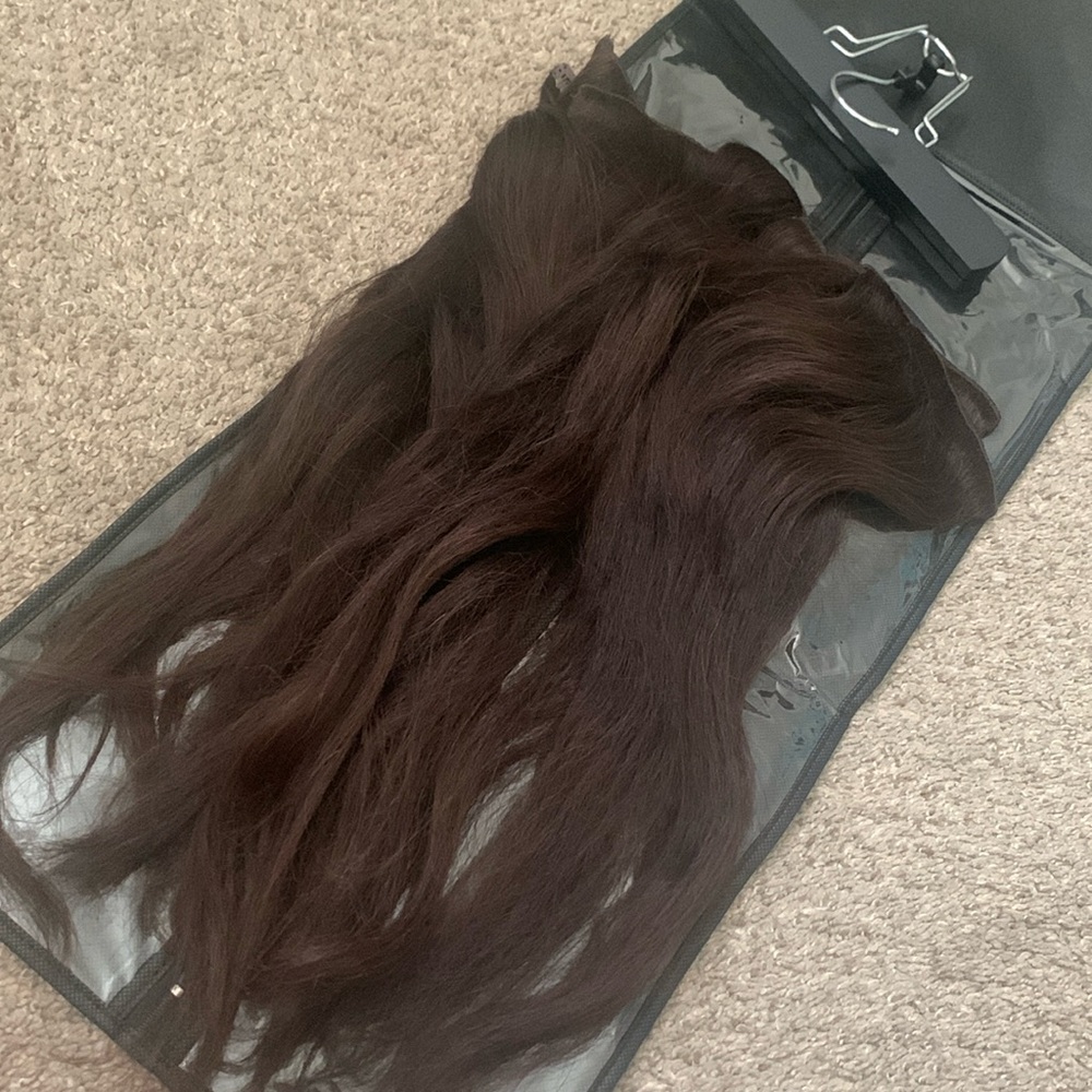 22” clip on hair extensions Brown real Human hair